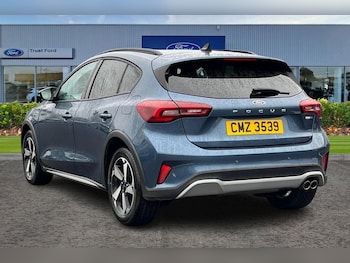 Used Ford Focus 2023 for sale - 78028635: Photo