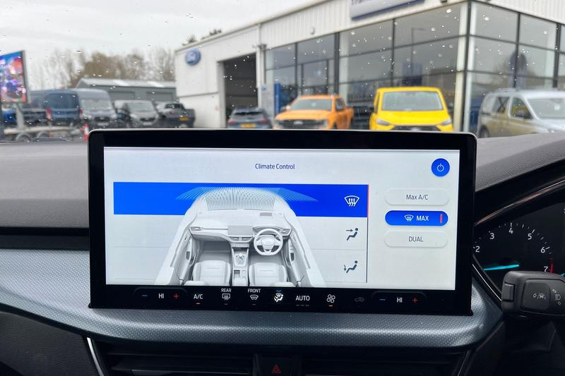 Used Ford Focus 2023 for sale - 78028635: Photo 33