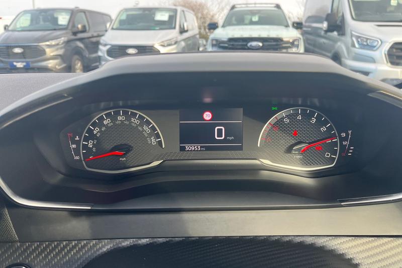 Used Peugeot 208 2022 for sale - 76830331: Photo 13