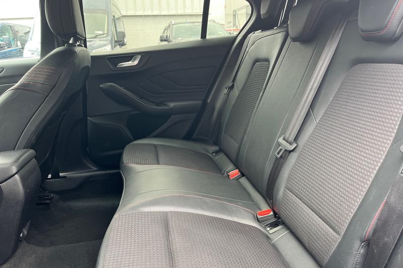 Used Ford Focus 2019 for sale - 76006210: Photo 20