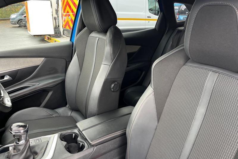 Used Peugeot 3008 2022 for sale - 77971245: Photo 19