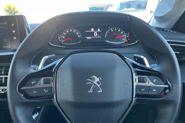 Used Peugeot 208 2023 for sale - 76046612: Photo 12