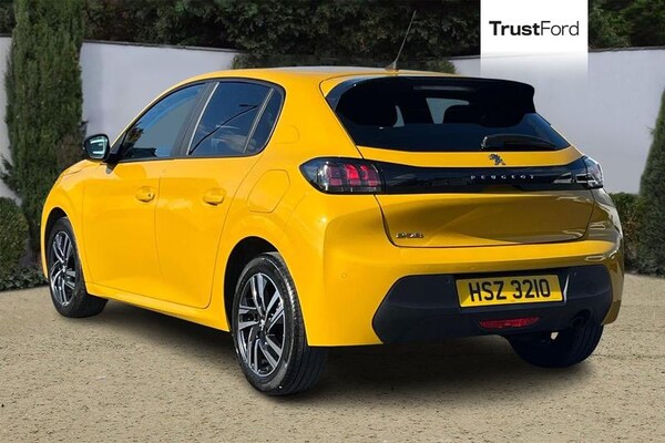 Used Peugeot 208 2023 for sale - 76046612: Photo 2