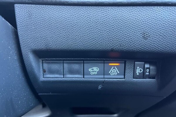 Used Peugeot 208 2023 for sale - 76046612: Photo 37