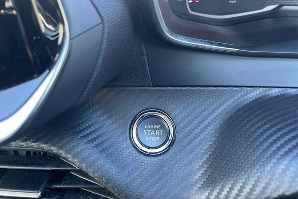 Used Peugeot 208 2023 for sale - 76046612: Photo 39