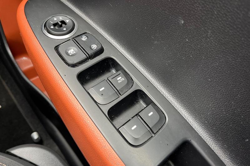 Used Hyundai i10 2015 for sale - 77910286: Photo 16