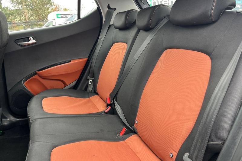 Used Hyundai i10 2015 for sale - 77910286: Photo 20