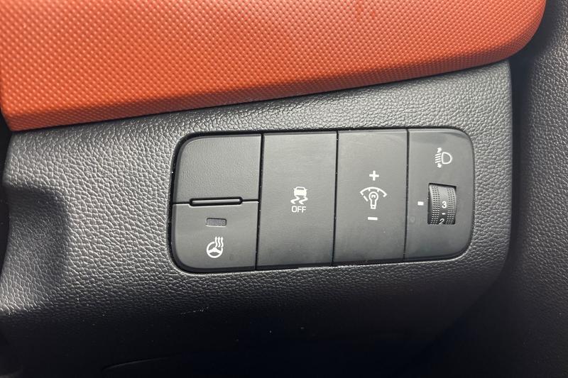 Used Hyundai i10 2015 for sale - 77910286: Photo 29