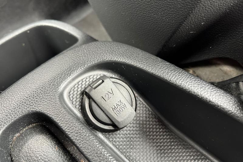 Used Hyundai i10 2015 for sale - 77910286: Photo 33