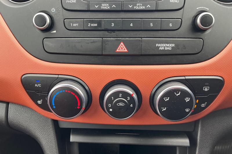 Used Hyundai i10 2015 for sale - 77910286: Photo 36