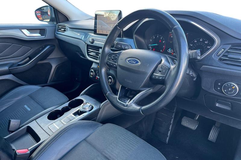 Used Ford Focus 2019 for sale - 76382078: Photo 9