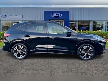 Used Ford Kuga 2022 for sale - 76931337: Photo