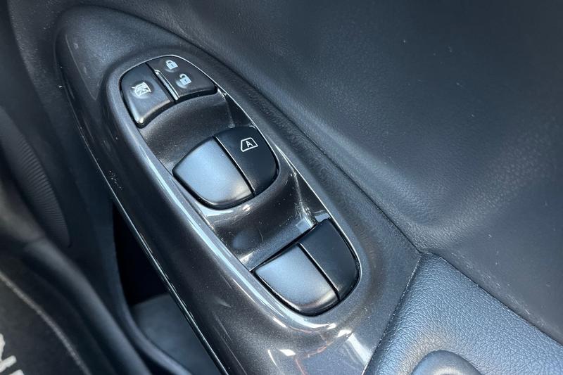 Used Nissan Juke 2018 for sale - 78153020: Photo 16