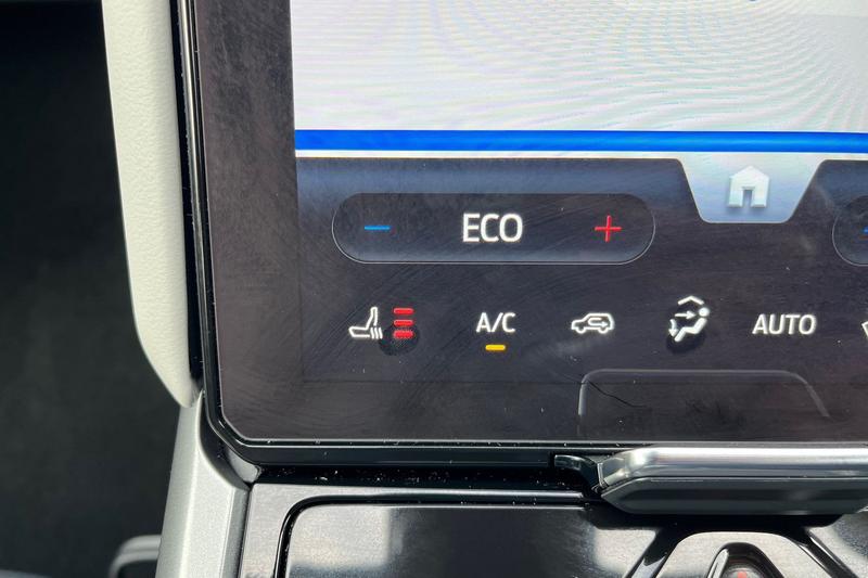 Used Ford Explorer 2025 for sale - 77718641: Photo 34