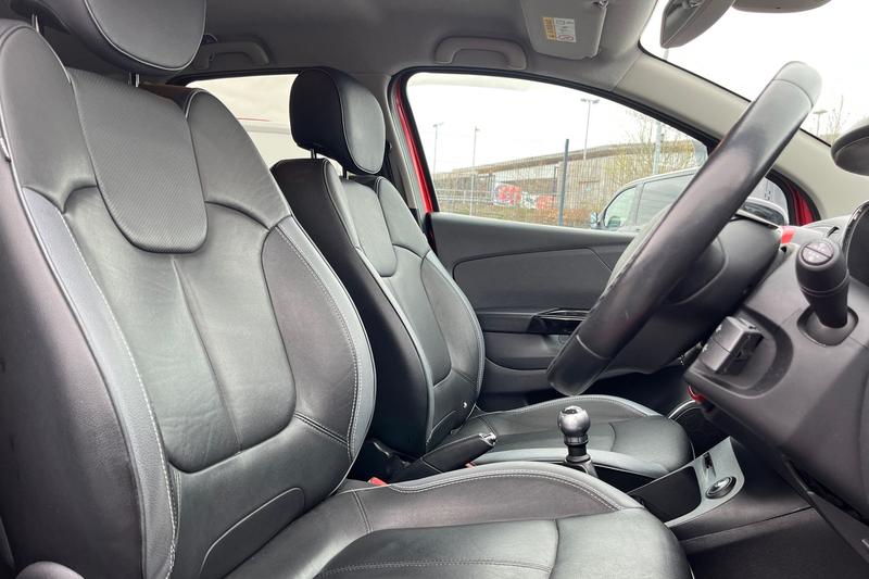 Used Renault Captur 2025 for sale - 78206216: Photo 17