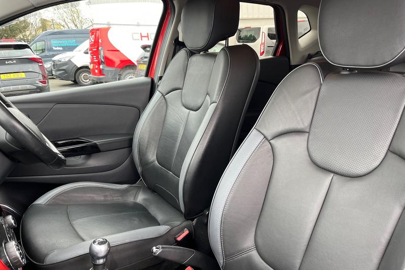 Used Renault Captur 2025 for sale - 78206216: Photo 19