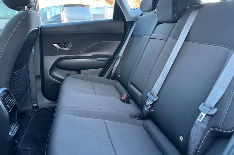 Used Hyundai KONA 2023 for sale - 77218185: Photo 20