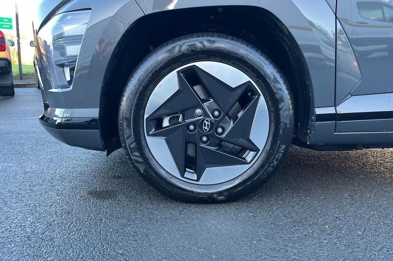 Used Hyundai KONA 2023 for sale - 77218185: Photo 8