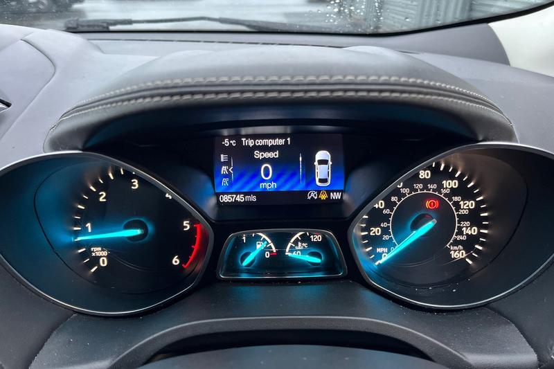 Used Ford Kuga 2017 for sale - 77647440: Photo 13