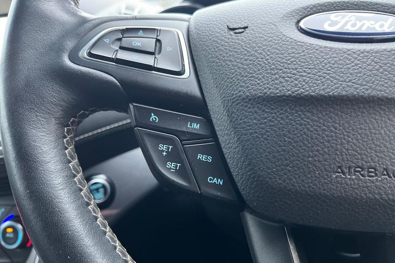 Used Ford Kuga 2017 for sale - 77647440: Photo 37