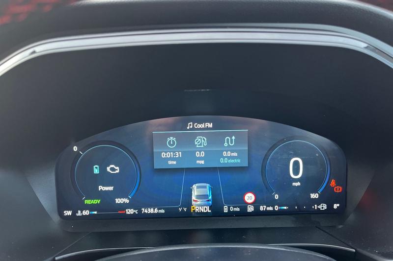 Used Ford Kuga 2025 for sale - 76984872: Photo 13