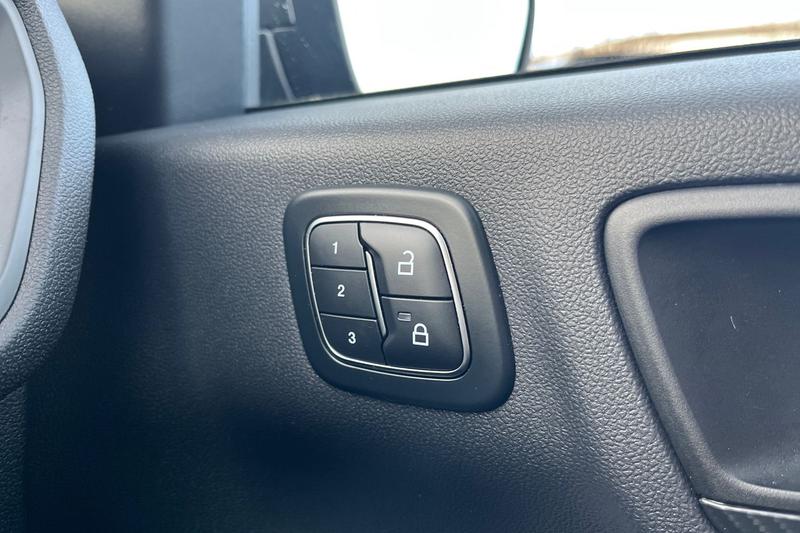 Used Ford Kuga 2025 for sale - 76984872: Photo 26