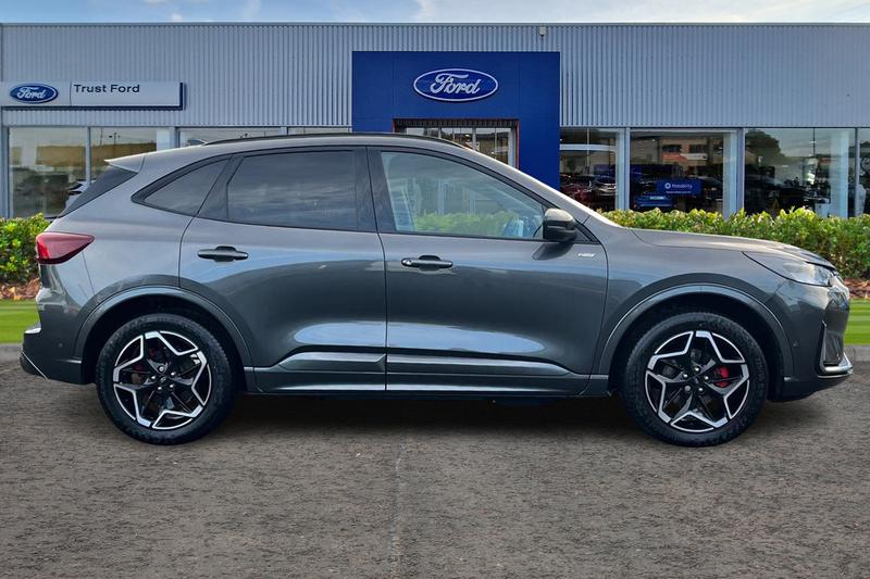 Used Ford Kuga 2025 for sale - 76984872: Photo 3