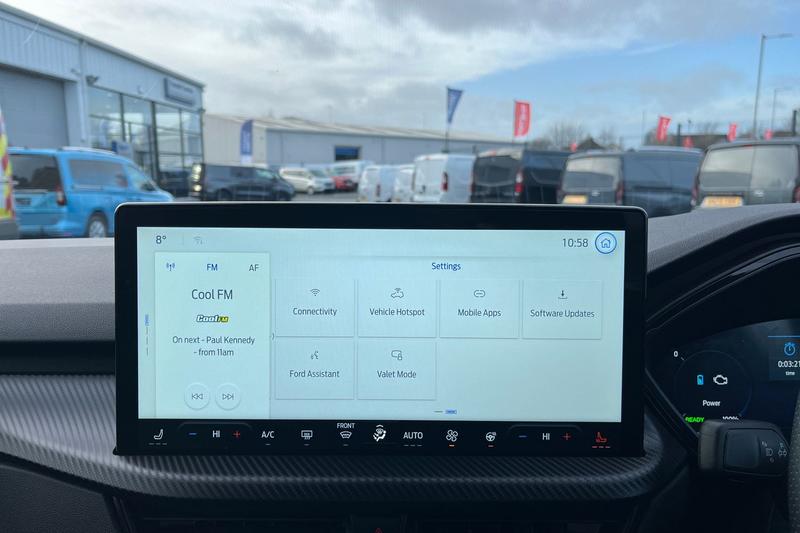 Used Ford Kuga 2025 for sale - 76984872: Photo 30