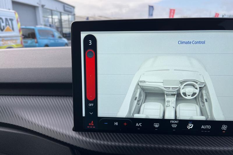 Used Ford Kuga 2025 for sale - 76984872: Photo 33