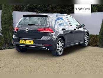 Used Volkswagen Golf 2019 for sale - 78226608: Photo