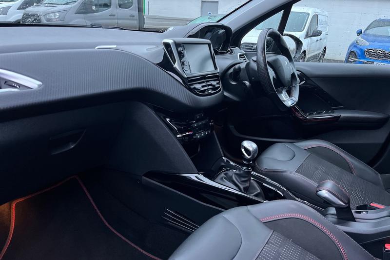 Used Peugeot 2008 2018 for sale - 77036938: Photo 18