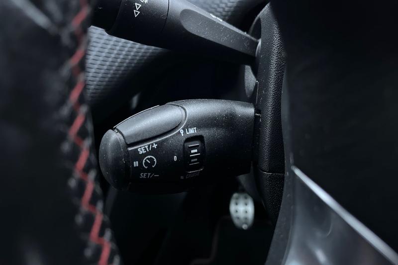 Used Peugeot 2008 2018 for sale - 77036938: Photo 28