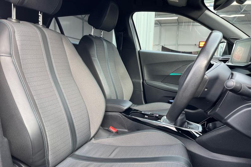 Used Peugeot 2008 2023 for sale - 77599655: Photo 17