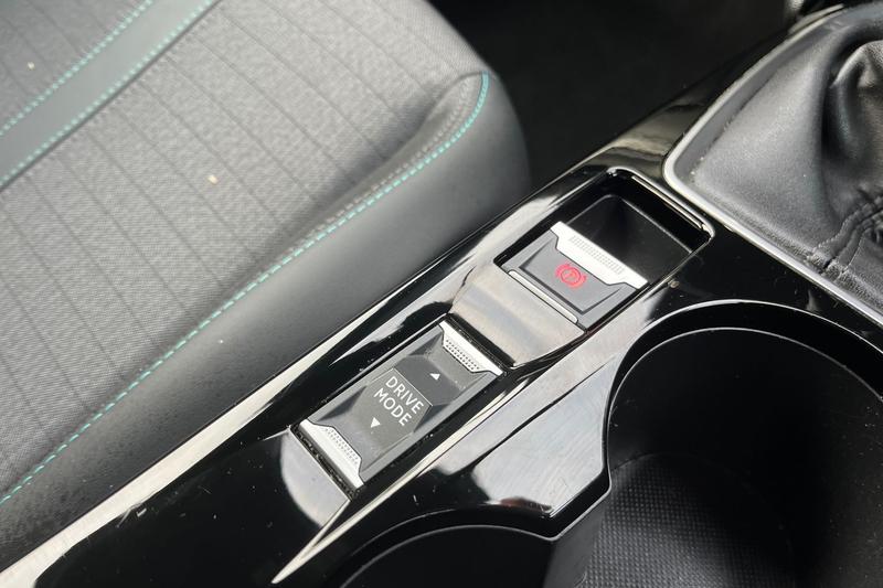 Used Peugeot 2008 2023 for sale - 77599655: Photo 37