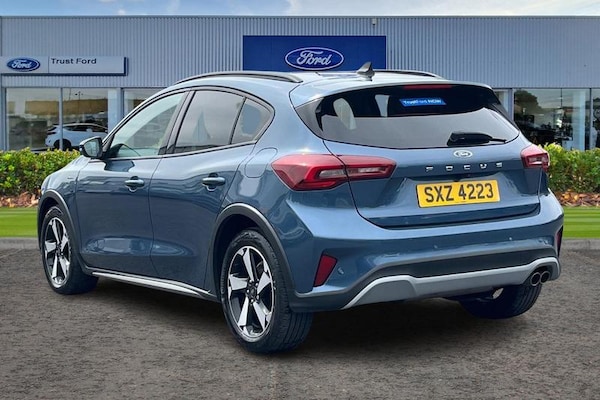Used Ford Focus 2023 for sale - 75504823: Photo 2