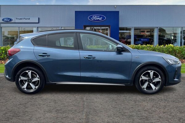 Used Ford Focus 2023 for sale - 75504823: Photo 3