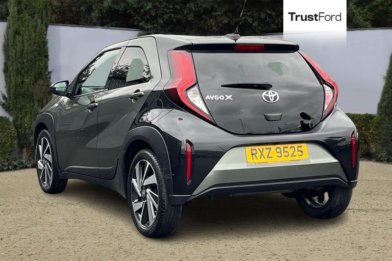 Used Toyota Aygo X 2022 for sale - 77427228: Photo 2