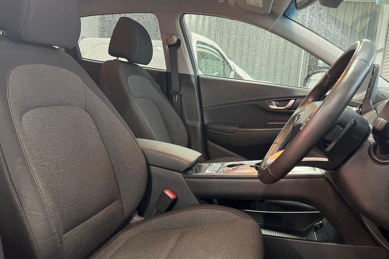 Used Hyundai KONA 2023 for sale - 77457288: Photo 17