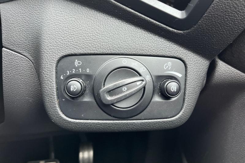 Used Ford Kuga 2018 for sale - 77844780: Photo 27