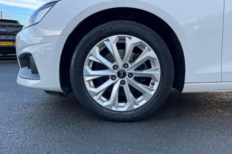 Used Audi A4 2022 for sale - 77152059: Photo 8