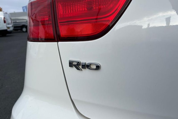 Used Kia Rio 2016 for sale - 76308852: Photo 24