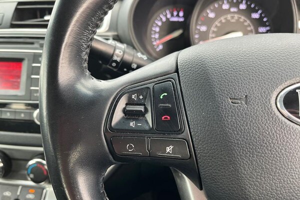 Used Kia Rio 2016 for sale - 76308852: Photo 35