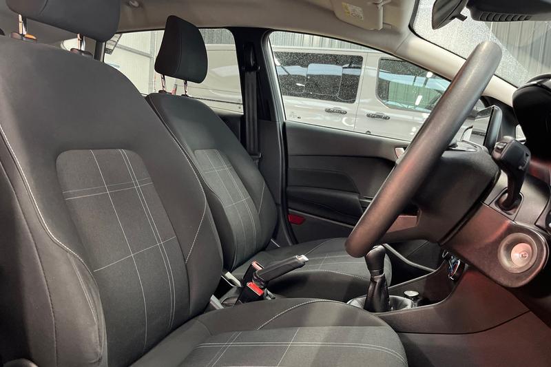 Used Ford Fiesta 2019 for sale - 77733235: Photo 17