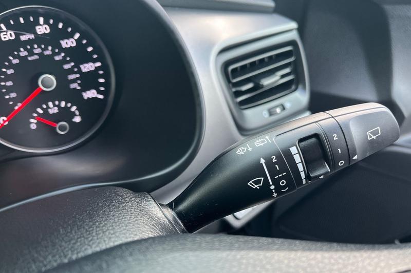 Used Kia Stonic 2022 for sale - 76830333: Photo 15