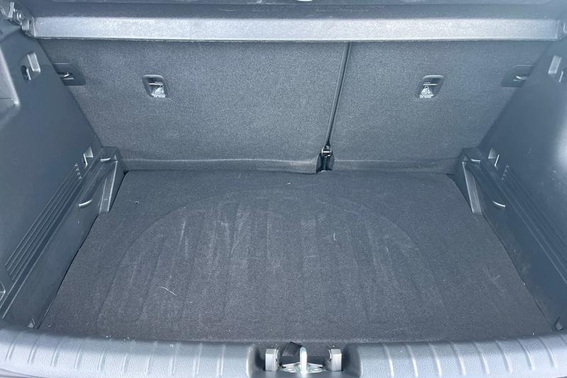 Used Kia Stonic 2022 for sale - 76830333: Photo 21