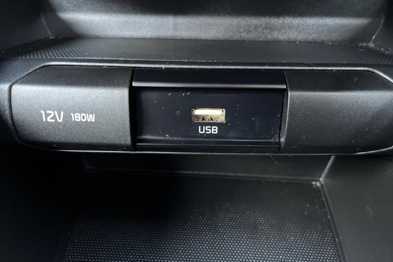 Used Kia Stonic 2022 for sale - 76830333: Photo 26