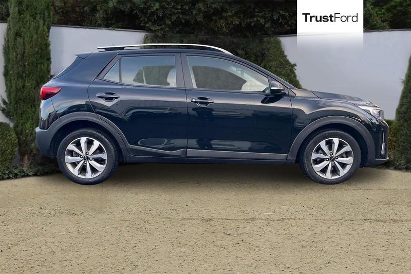 Used Kia Stonic 2022 for sale - 76830333: Photo 3