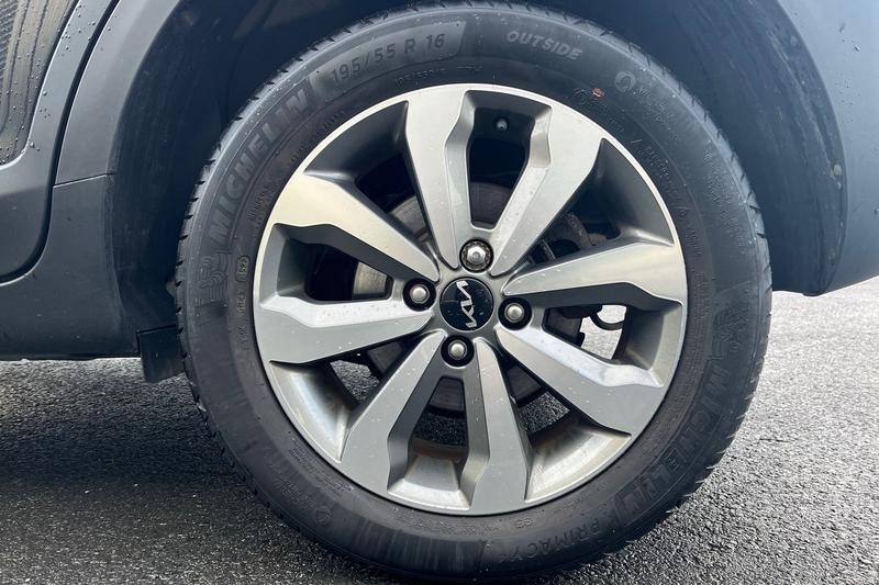 Used Kia Stonic 2022 for sale - 76830333: Photo 8