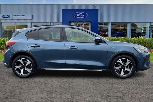Used Ford Focus 2022 for sale - 76277179: Photo 3
