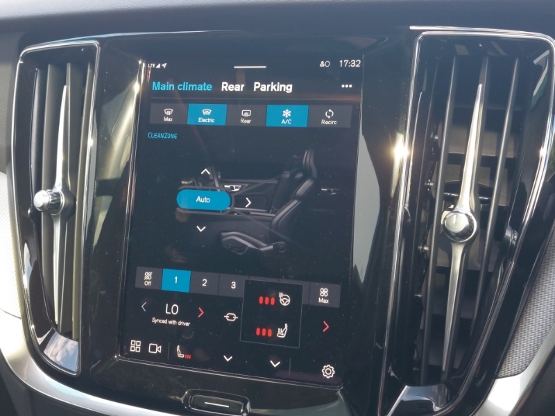 Used Volvo V60 2025 for sale - 77552766: Photo 18